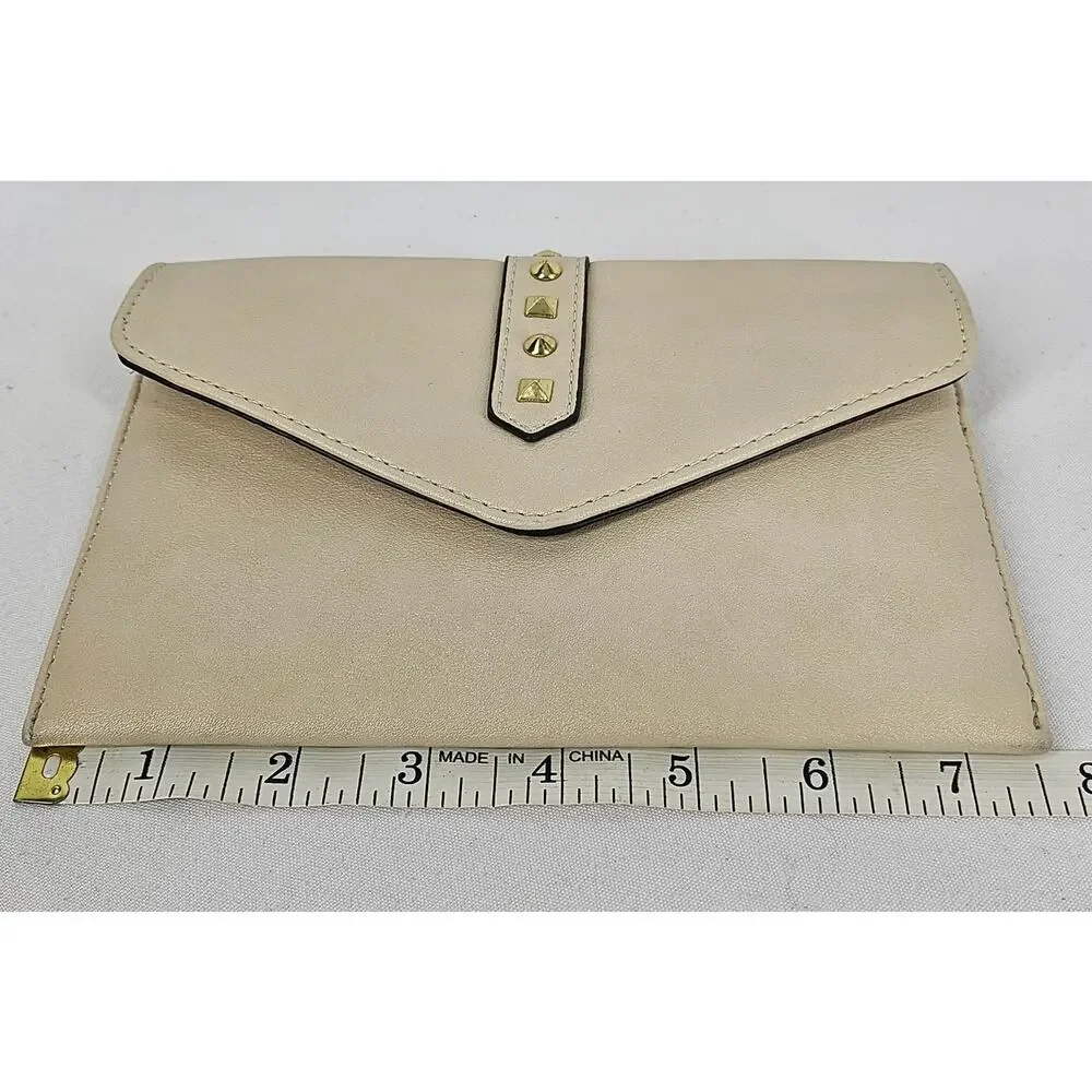 DANIELLE NICOLE SMALL SHOULDER PURSE – CREAM – STUDDED FLAP – GOLD CHAIN STRAP - Picture 10 of 12